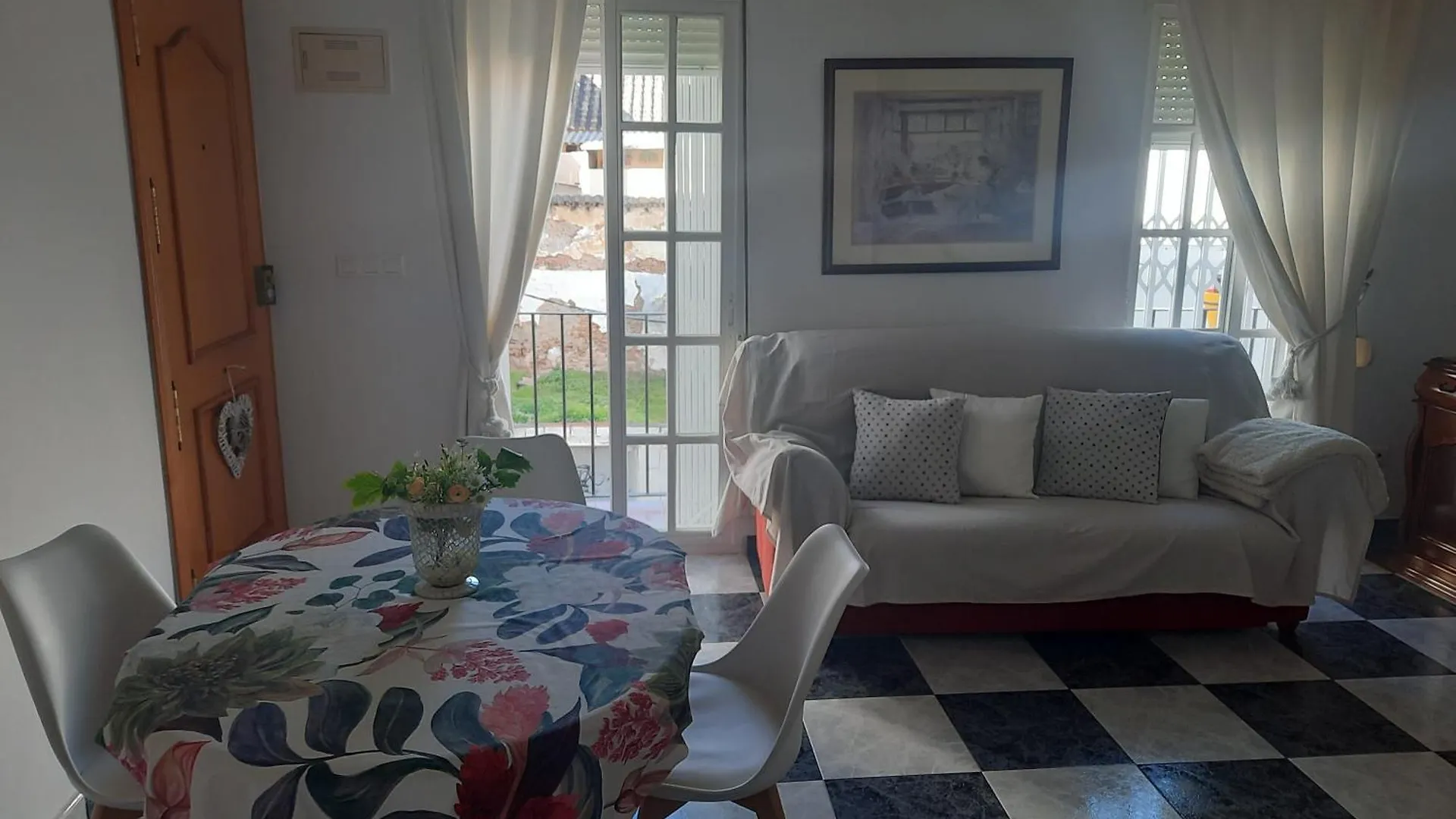 Apartamento En Casco Historico Estepona
